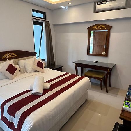 Mandhasativa Homestay Singaraja Exterior foto